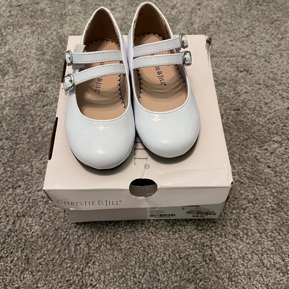 Christie & Jill Other - White Dress Shoes for kids!